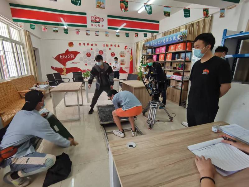 莱州市广告片拍摄公司：极简主义践行者，少即是多的视觉哲学